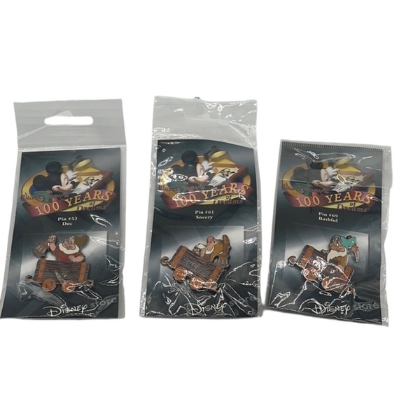 NIP 3 Dwarves 100 Years of Disney Pins Bashful #69 Sneezy #61 Doc #53 - Picture 1 of 8